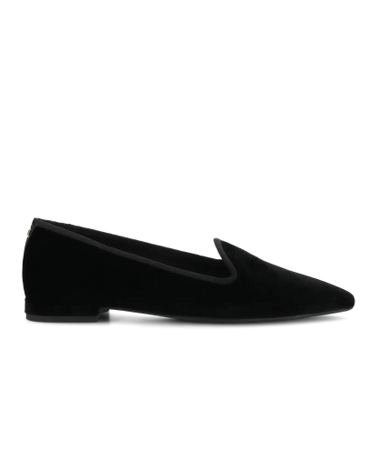 The Starfinch 15 - Black Velvet