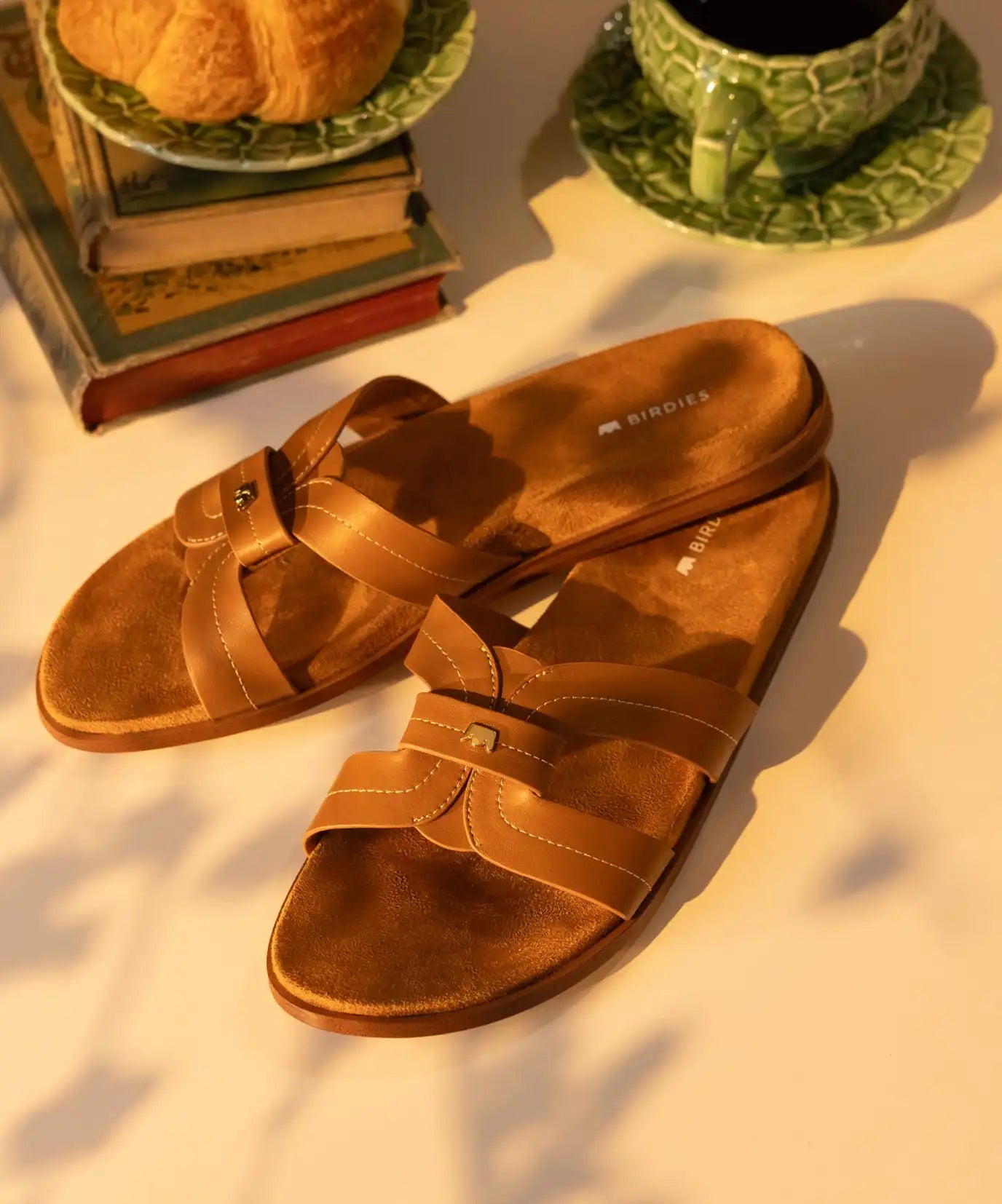 The Sunbird Icon - Tan Leather